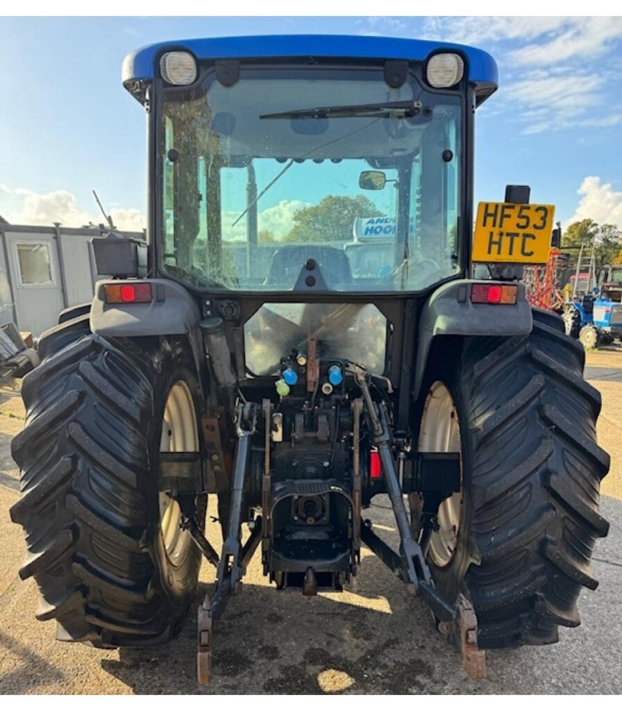 New Holland TN75D