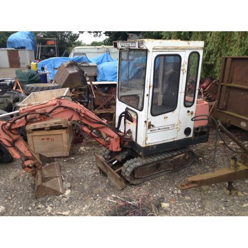 Priestman mini digger