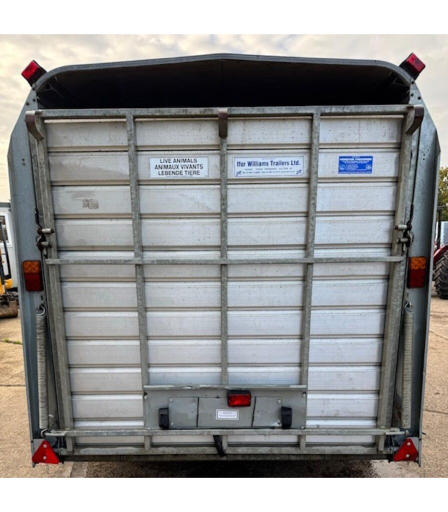 Ifor Williams TA510G 12 Livestock Trailer