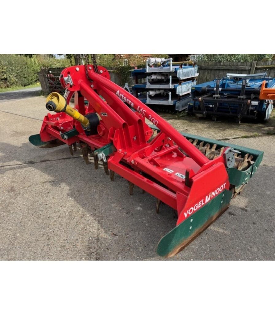 Vogel Noot Arterra MS 300 Power Harrow