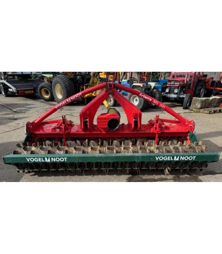 Vogel Noot Arterra MS 300 Power Harrow