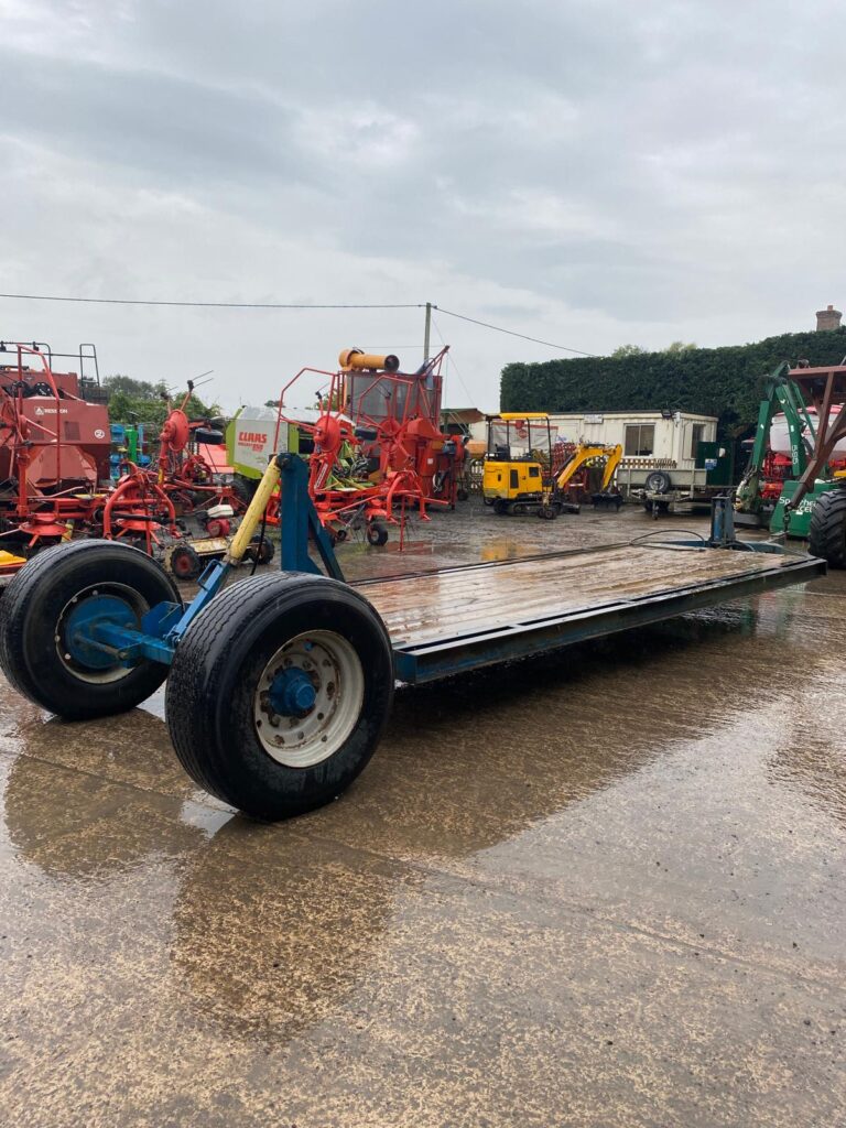 18FT LOW LOADER TRAILER