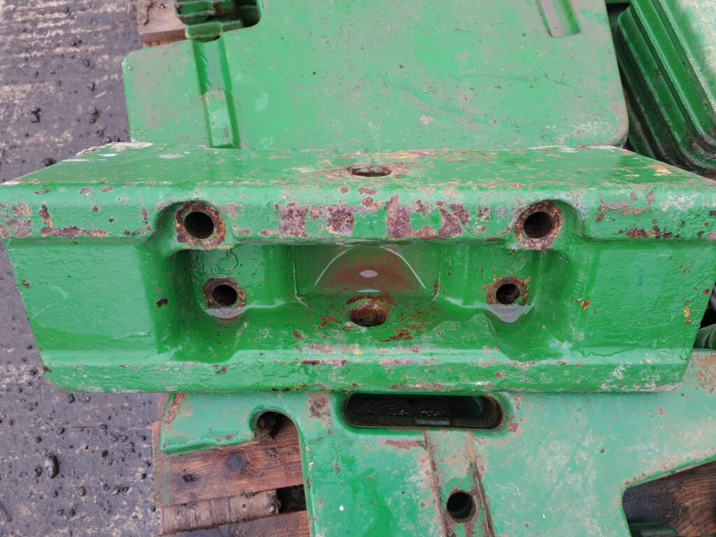 JOHN DEERE 50KG WEIGHTS