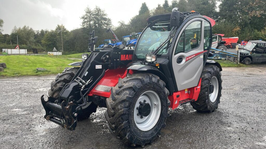 Manitou MLT635 Telehandler