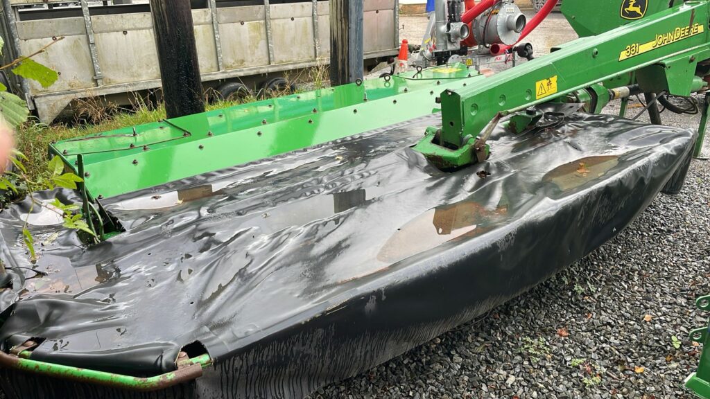 John Deere 331 Rear Mower Conditioner