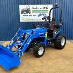 New Solis 26 S (Shuttle) Compact Tractor With Loader & 4:1 Bucket