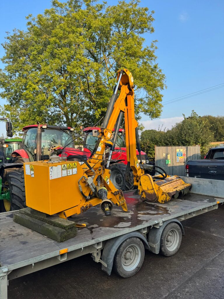 BOMFORD B458 HEDGECUTTER