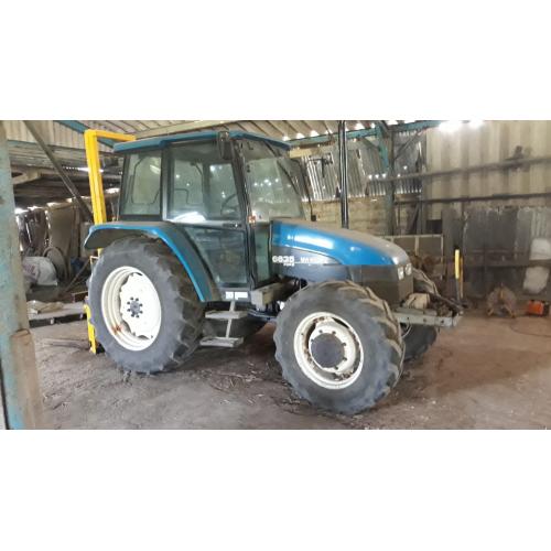 New Holland 6635