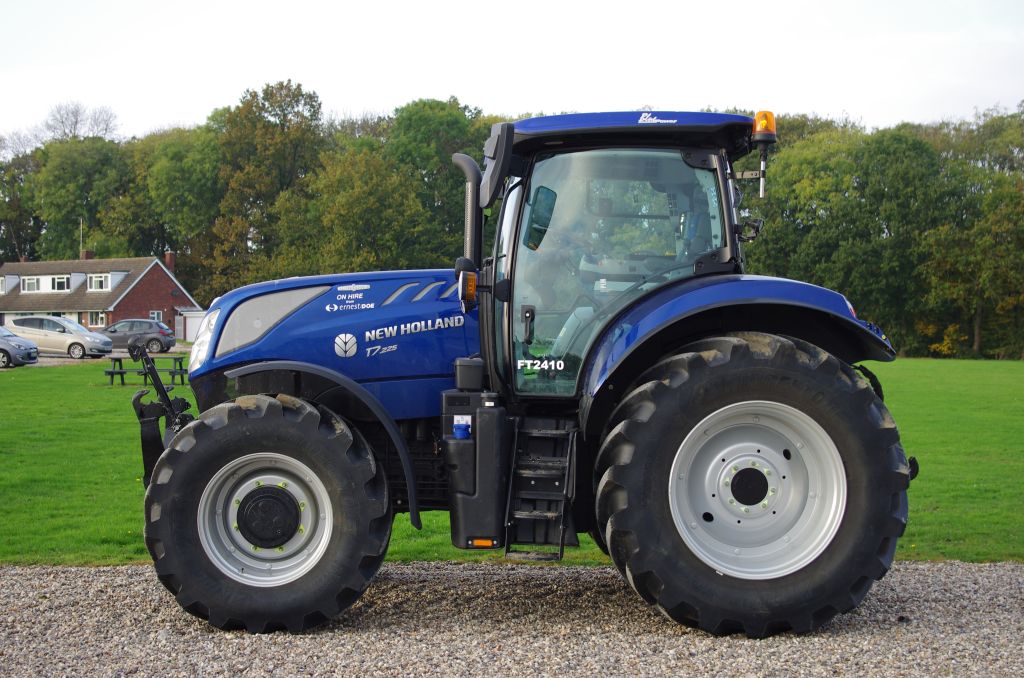 New Holland T7.225AC