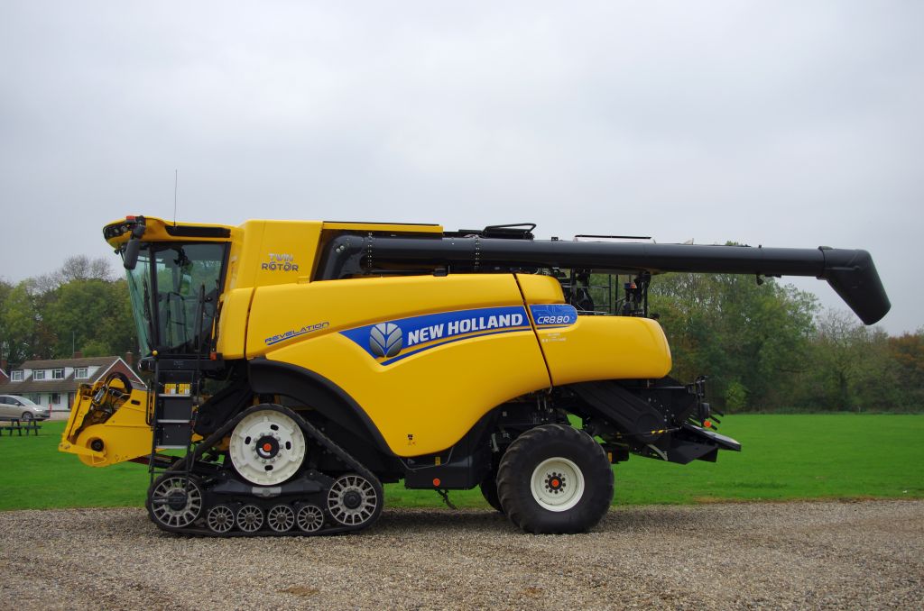 New Holland CR8.80ST