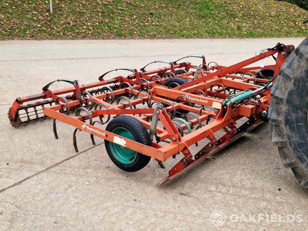 Kverneland TLA 4m springtine cultivator