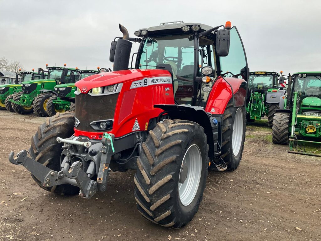 Massey Ferguson 7720S