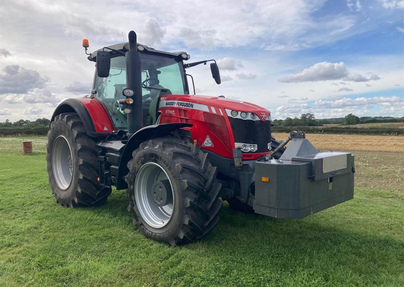 Massey Ferguson 8740 Tractor