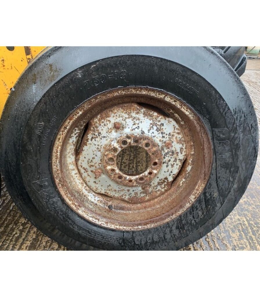 Pair of 7.5 - 18 Wheels and Tyres