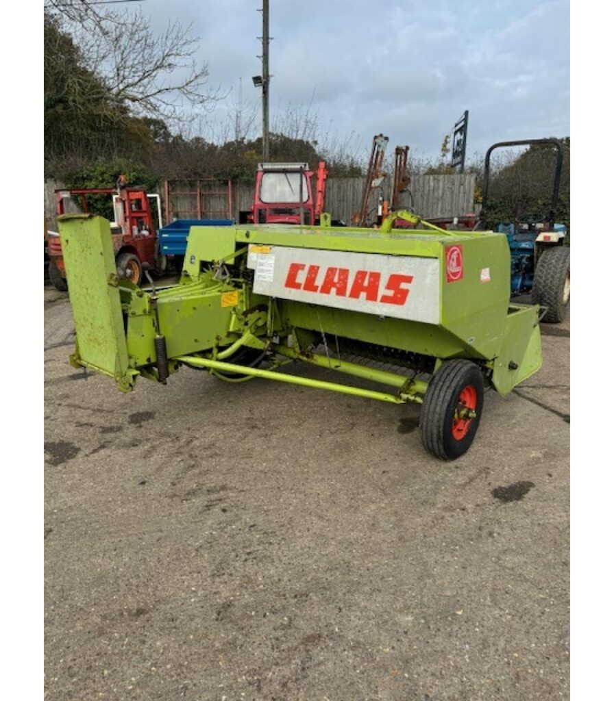 Claas Markant 51 Baler