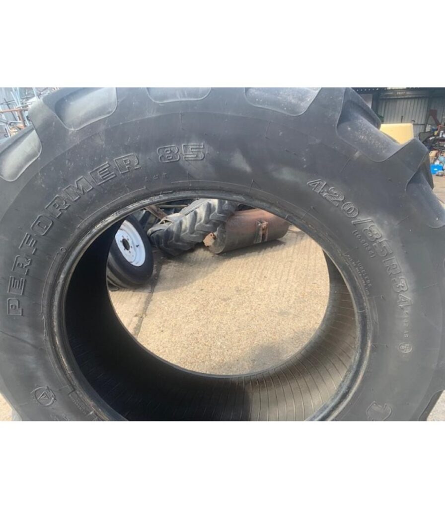 Firestone Performer 85 Tractor Tyre