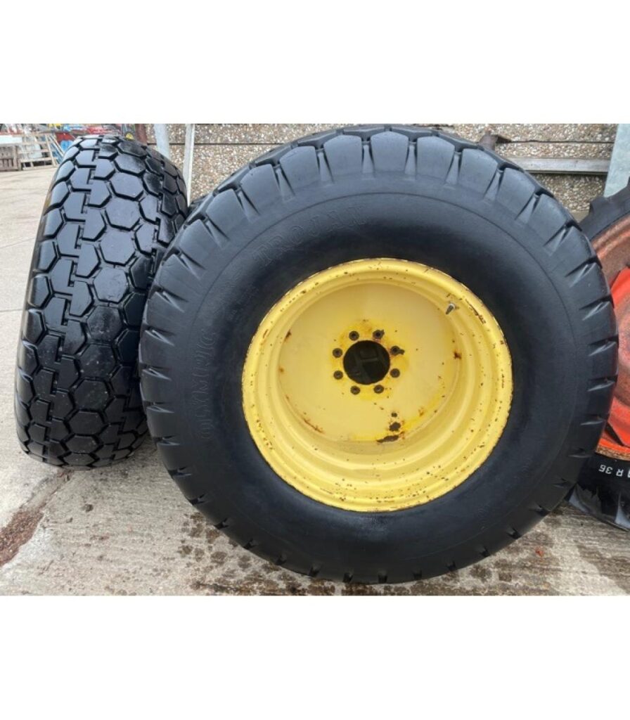 Pair 18.4 26 Grassland Wheels and Tyres