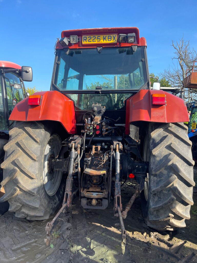 CASE IH 4230 TRACTOR