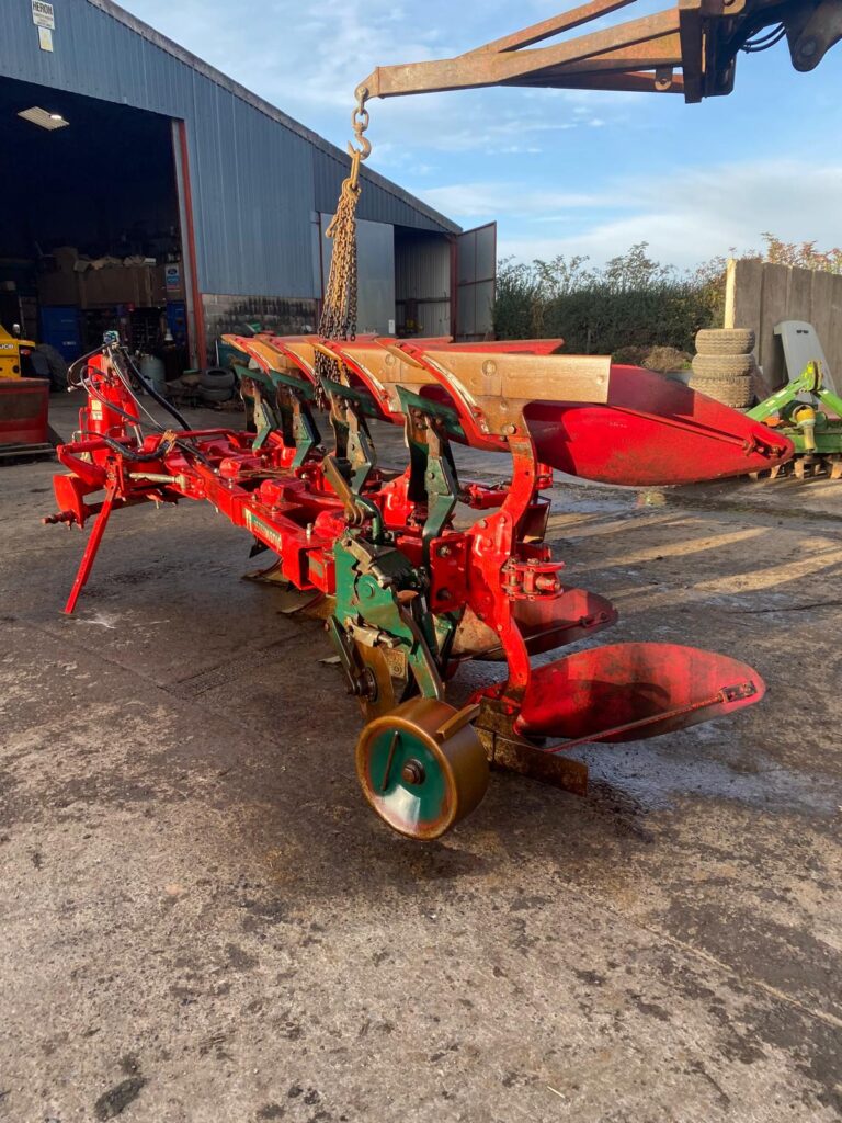 VOGEL NOOT M850T, 4 FURROW PLOUGH