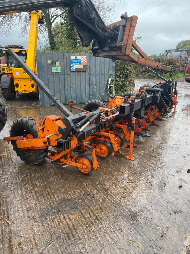 12 ROW FODDER BEET DRILL