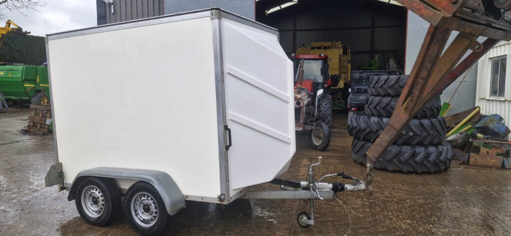 8FT BOX TRAILER