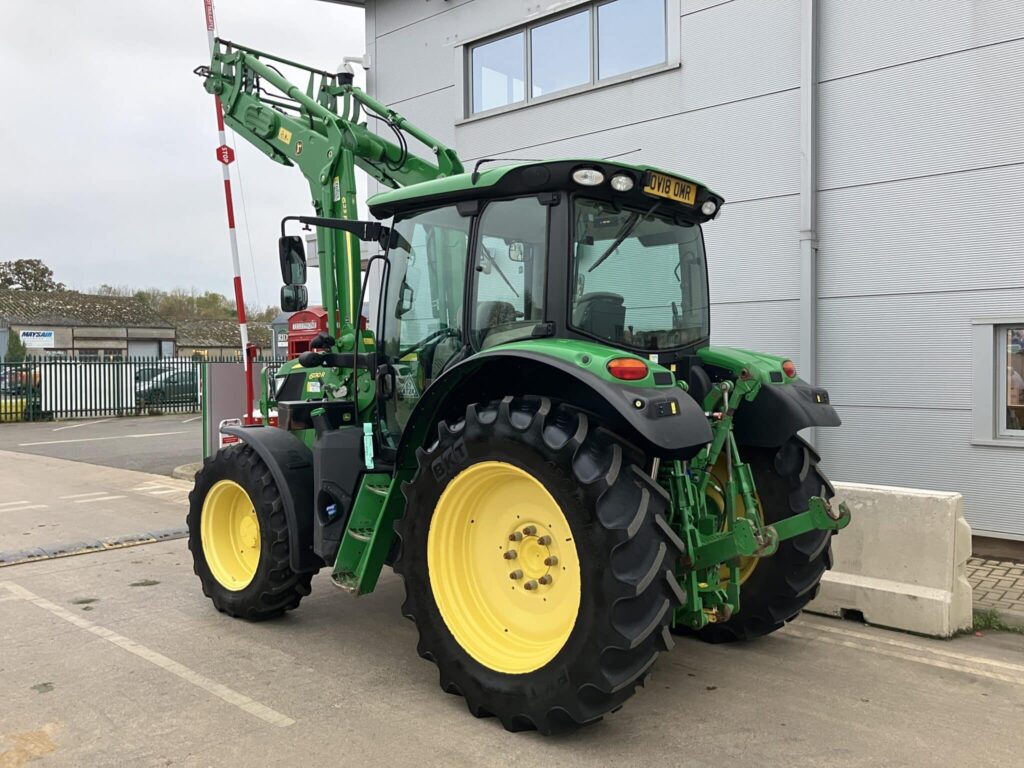 John Deere 6130R + 623R