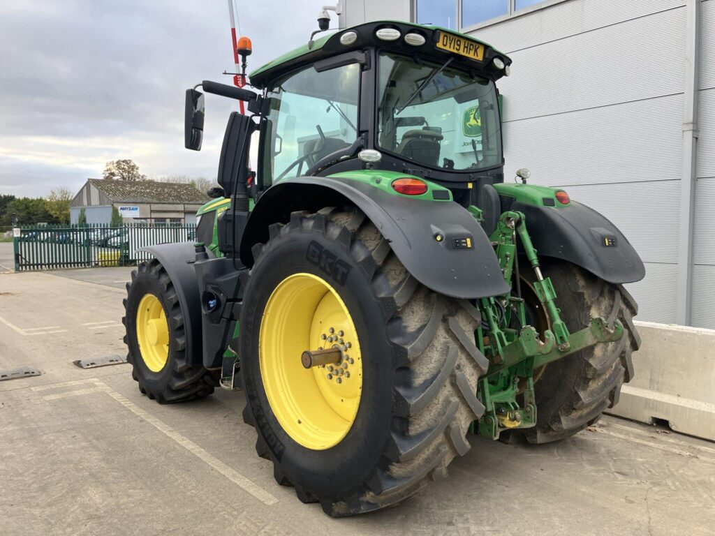 John Deere 6250R