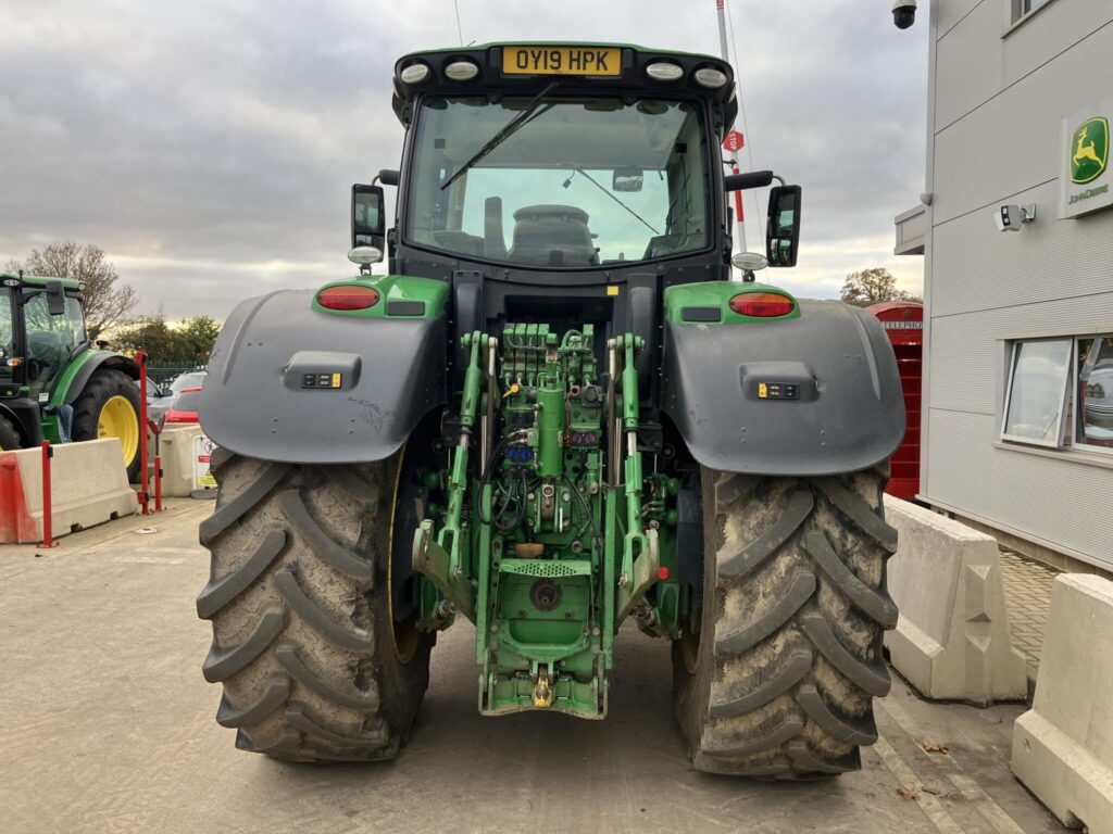 John Deere 6250R