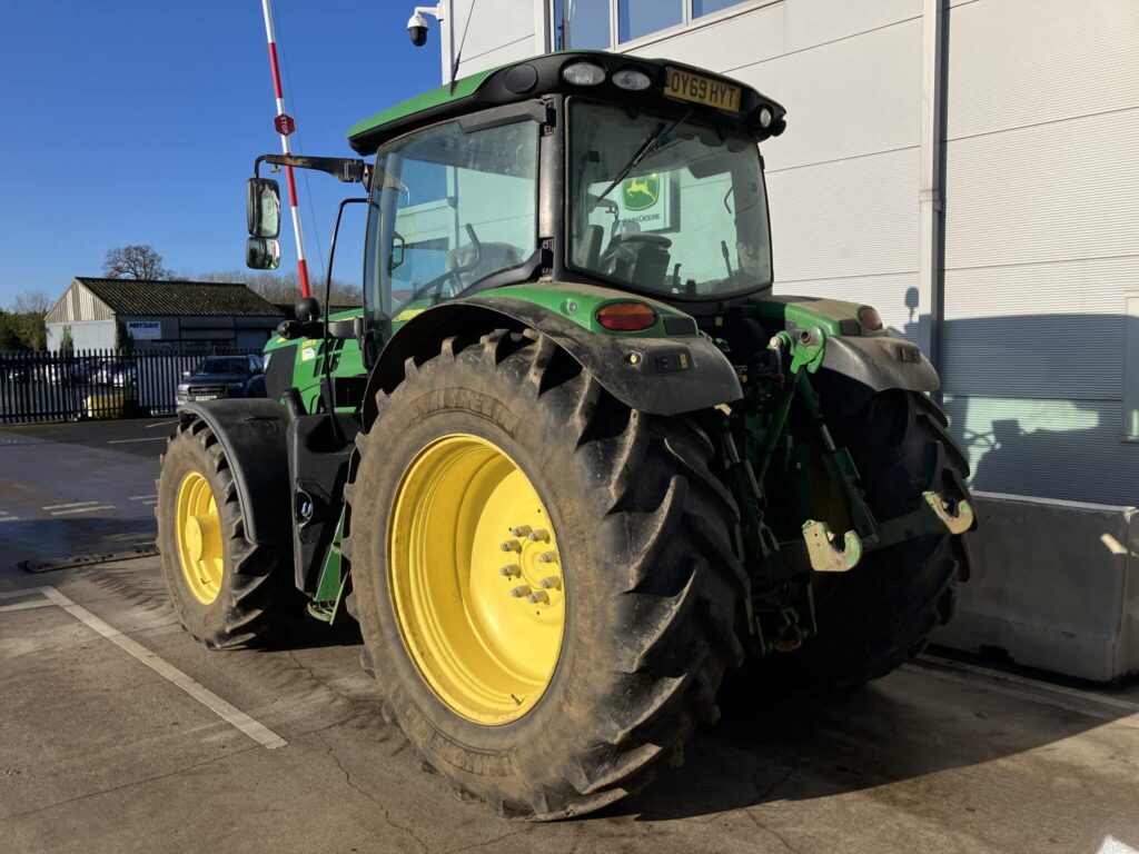 John Deere 6155R