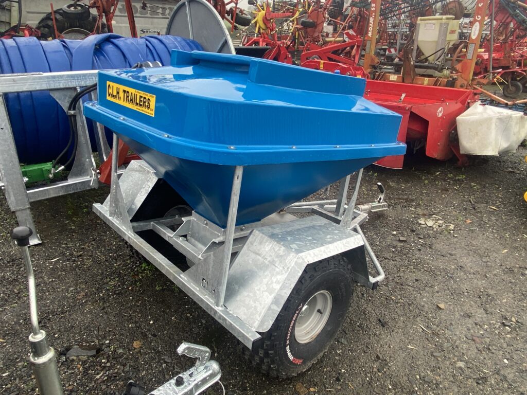 CLH HAND DRIVE SNACKER FEEDER