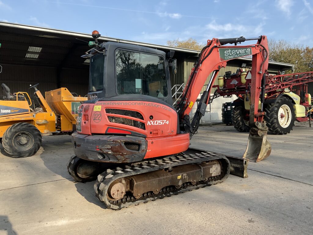 KUBOTA KX057-4