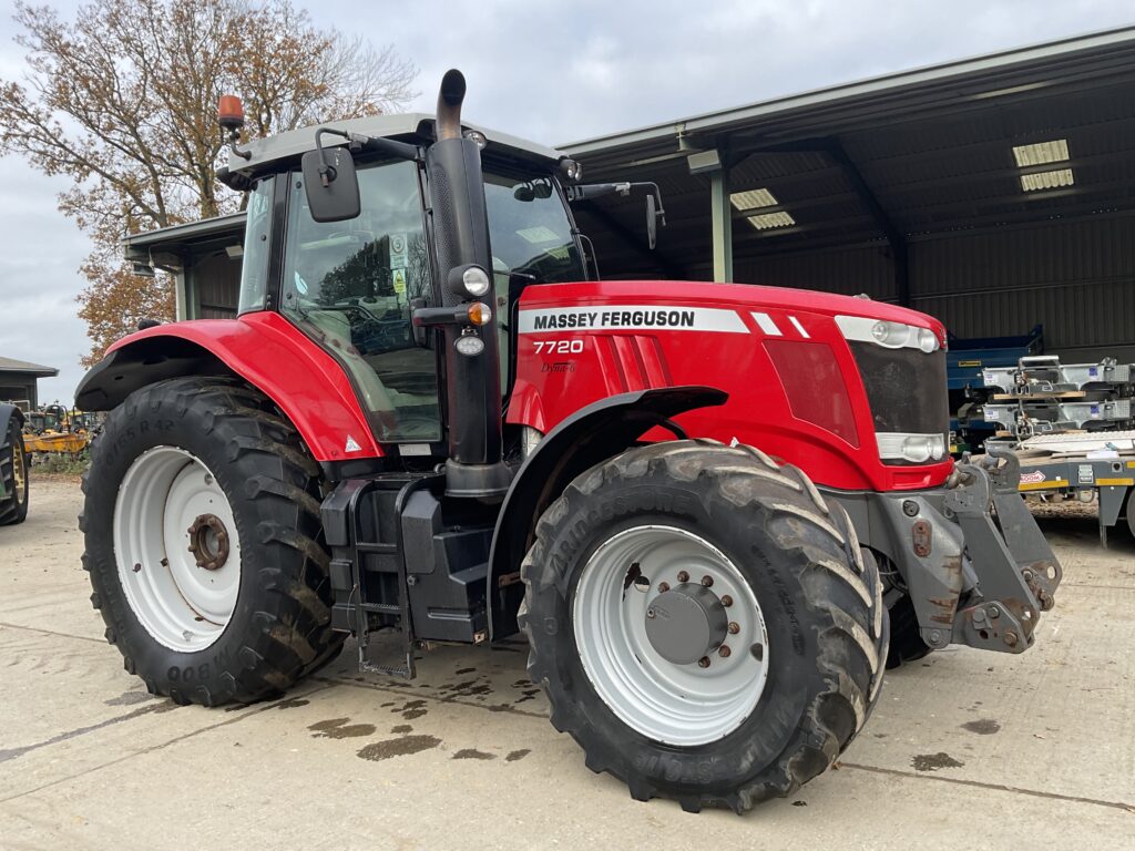 MASSEY FERGUSON 7720 DYNA-6