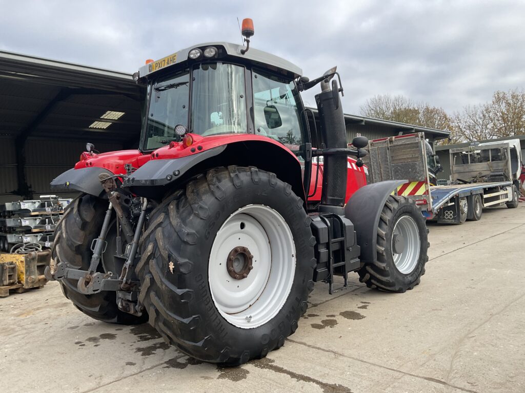 MASSEY FERGUSON 7720 DYNA-6