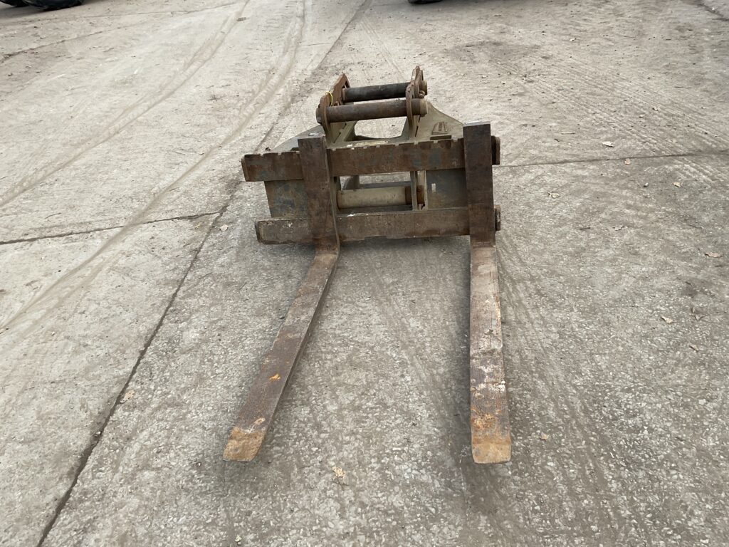 DROMONE PALLET FORKS