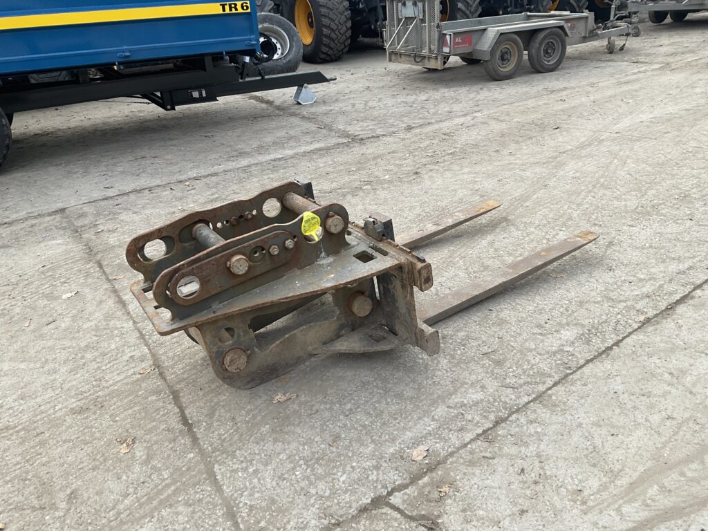 DROMONE PALLET FORKS