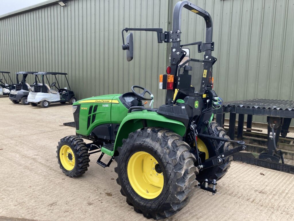 John Deere 3038E compact tractor