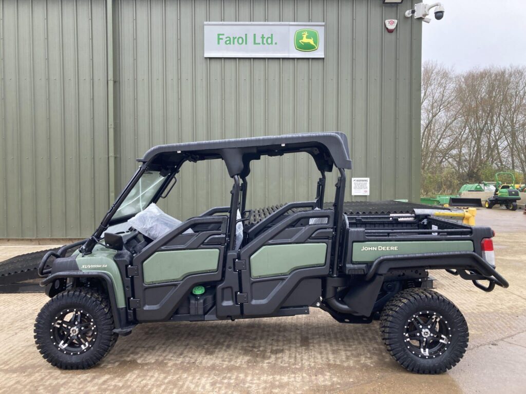 John Deere XUV855M S4 Gator