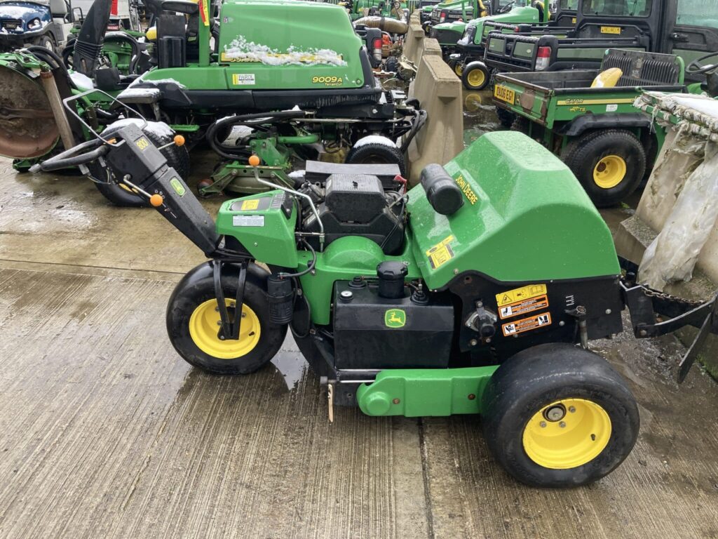 John Deere Aercore 800