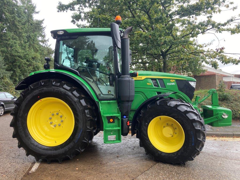 JOHN DEERE 6R 150