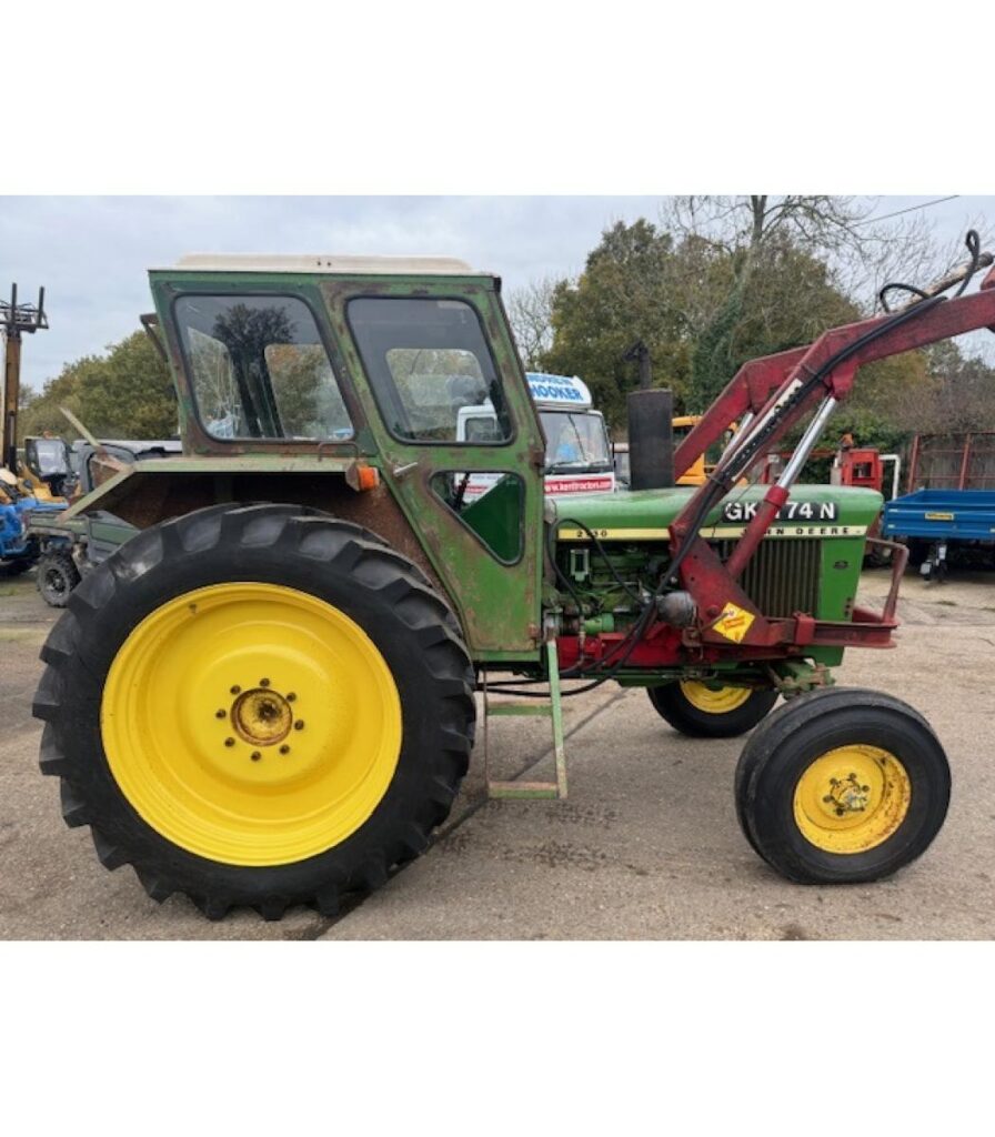 John Deere 2130 Tractor