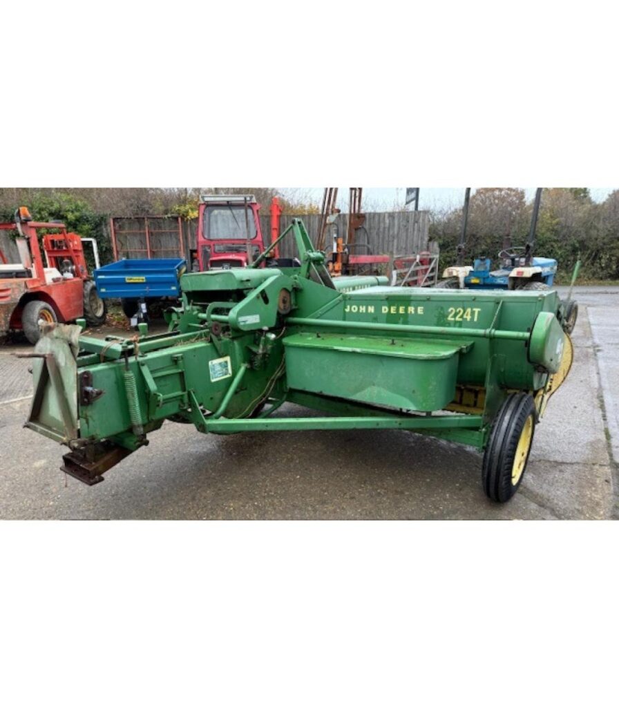 John Deere 224T Conventional Baler