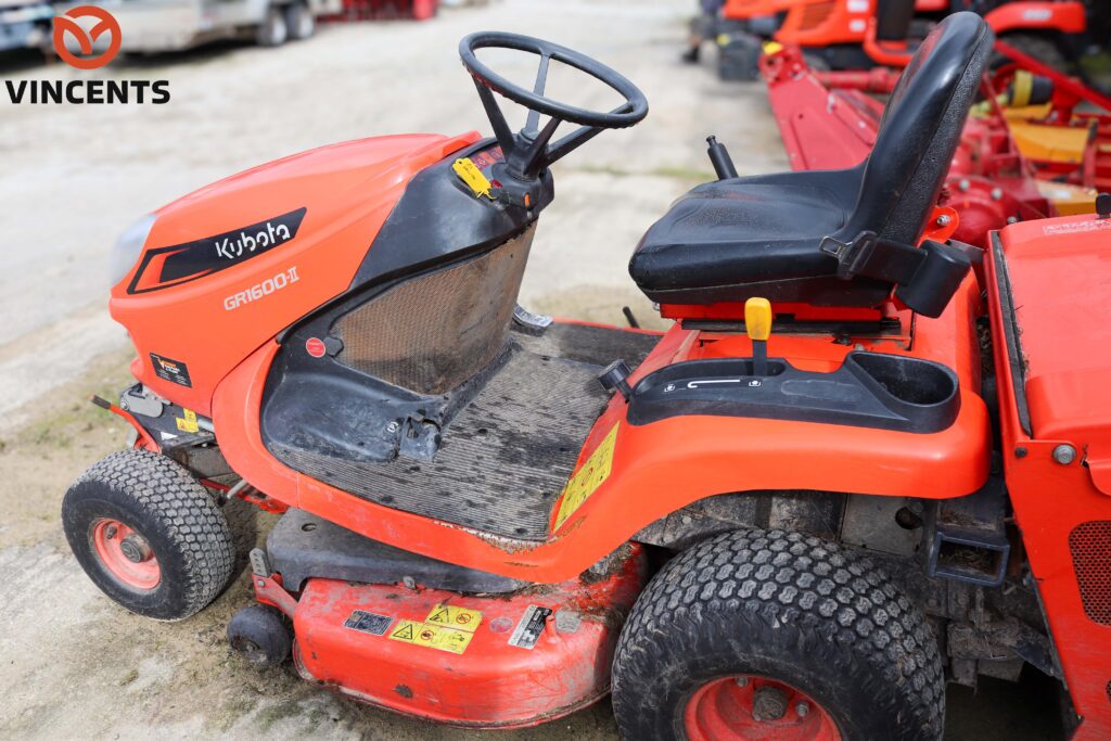 KUBOTA GR1600-2 RIDE ON MOWER