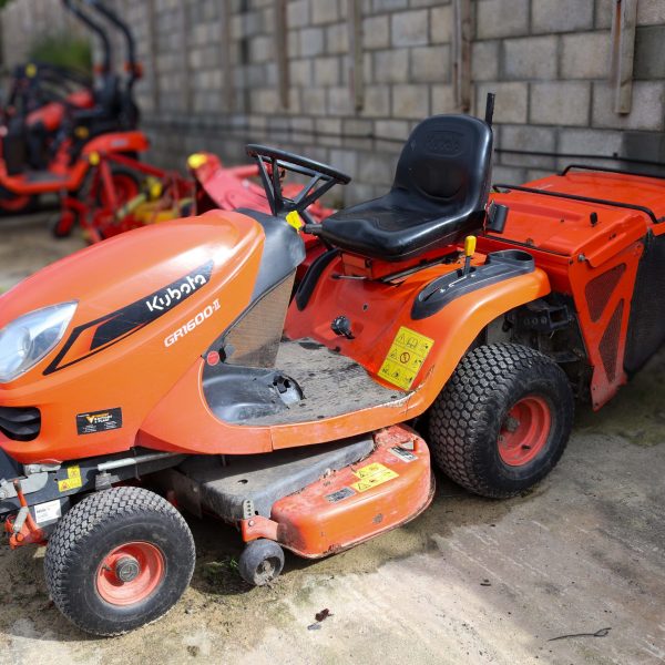 KUBOTA GR1600-2 RIDE ON MOWER