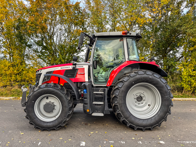 Massey Ferguson 6S.180 Dyna VT