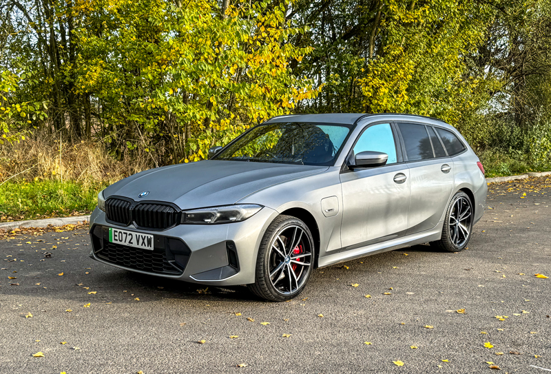 BMW 3 Series 330E