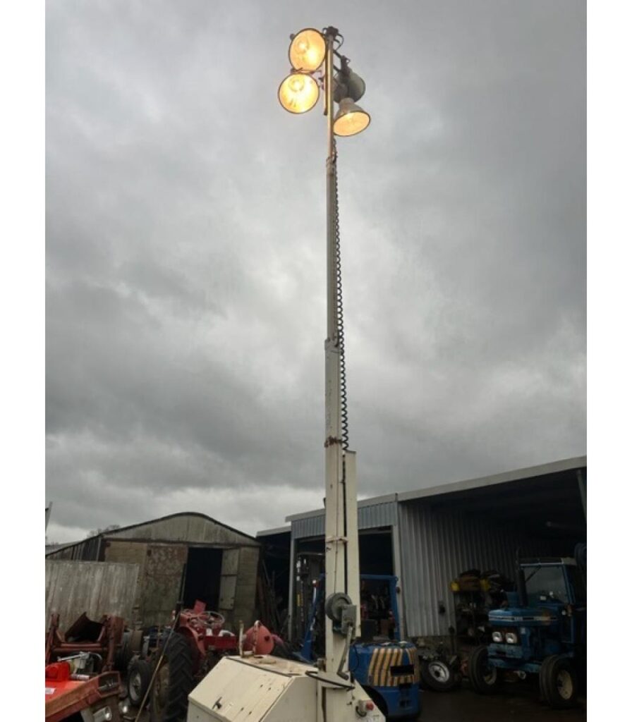 Terex Amida RL400 Towed Lighting Tower