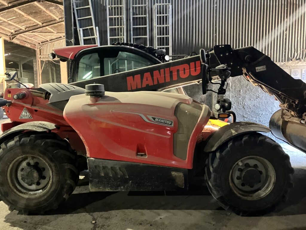 Manitou MLT630 Telehandler