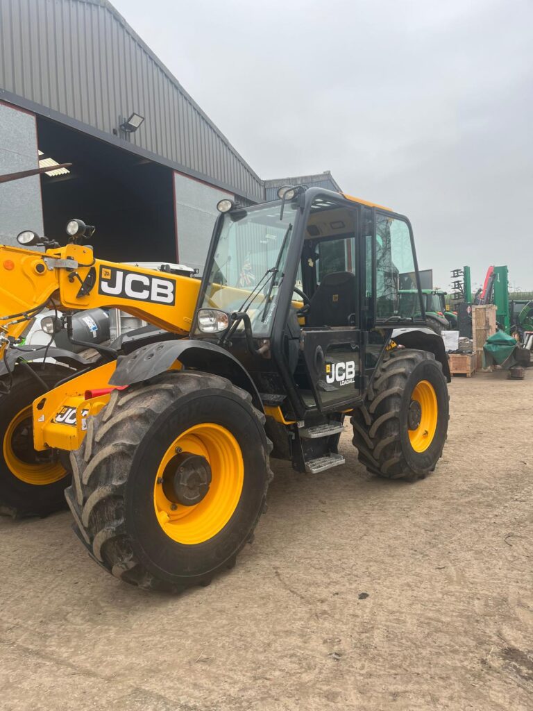 JCB 526-56 AGRI TELEHANDLER