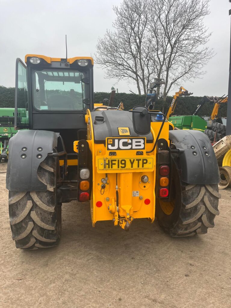 JCB 526-56 AGRI TELEHANDLER