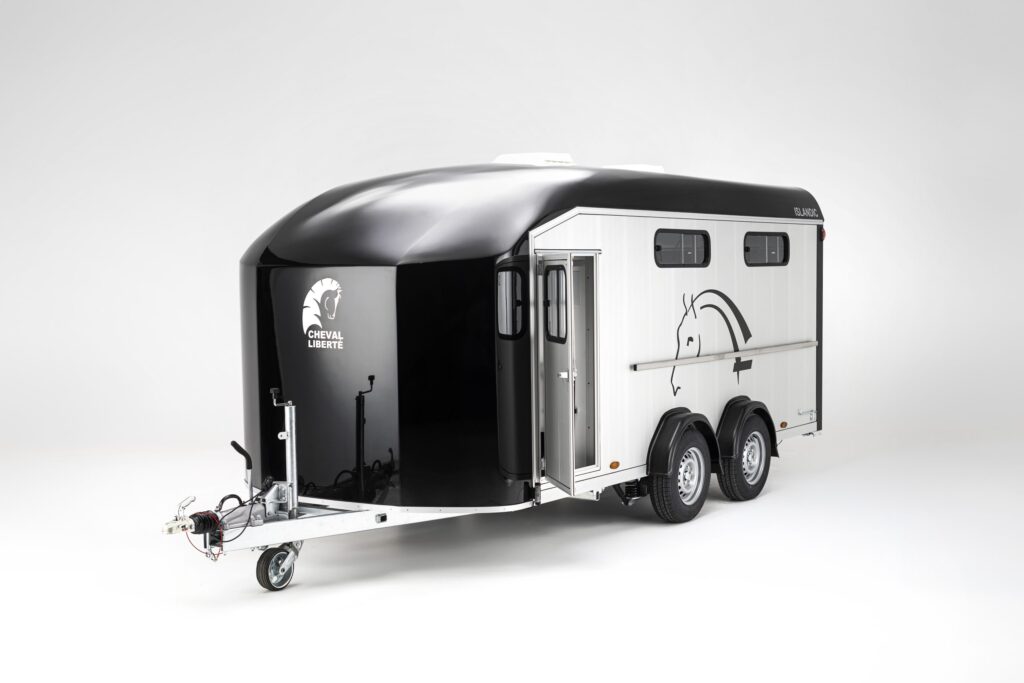 Cheval Liberte Islandic Horse Trailer for up to 6 ponies